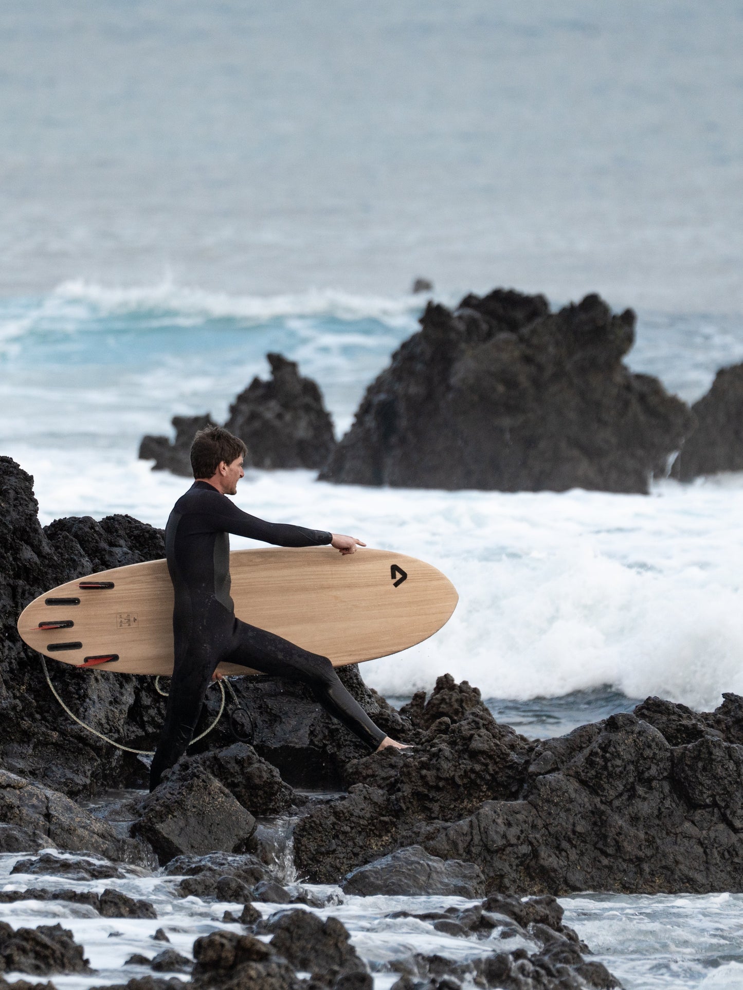Tabla de Surf Epoxi y madera - Ray - 6'3 x 21" x 2,5" - 36.6L