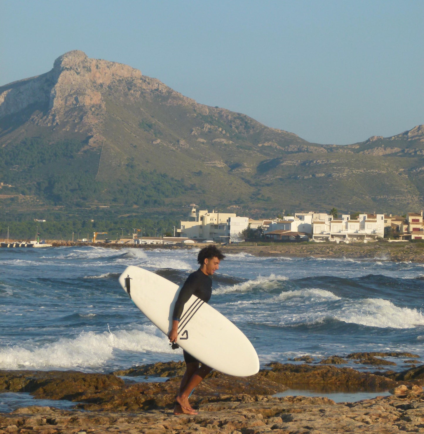 Surf Softboard - Shark - 5'10 x 20" x 2,5" - 32L - Resina Epóxi + Fibra de Vidro